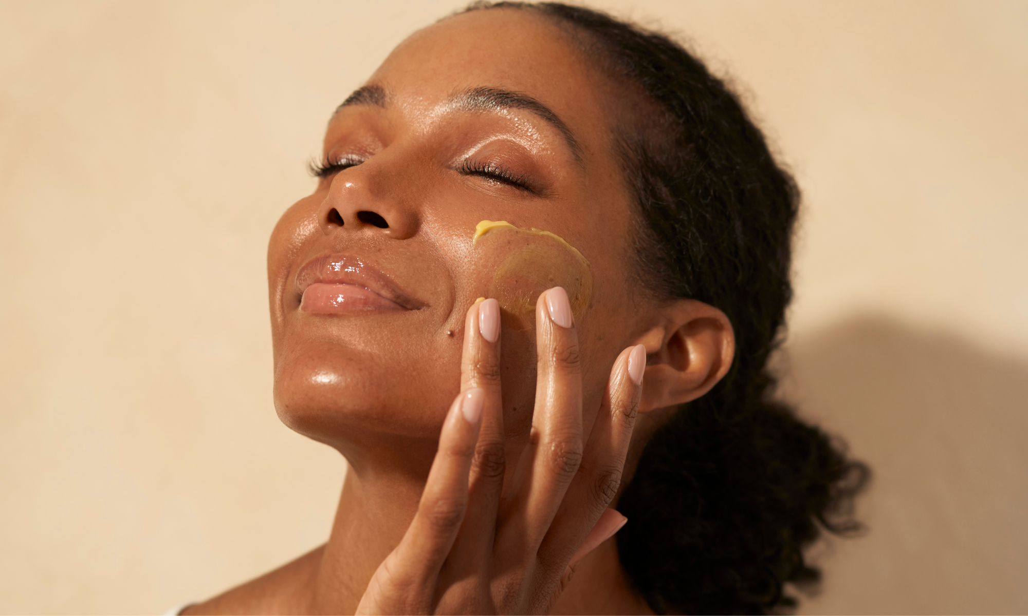 The Complete Guide to Caring for Sensitive Skin