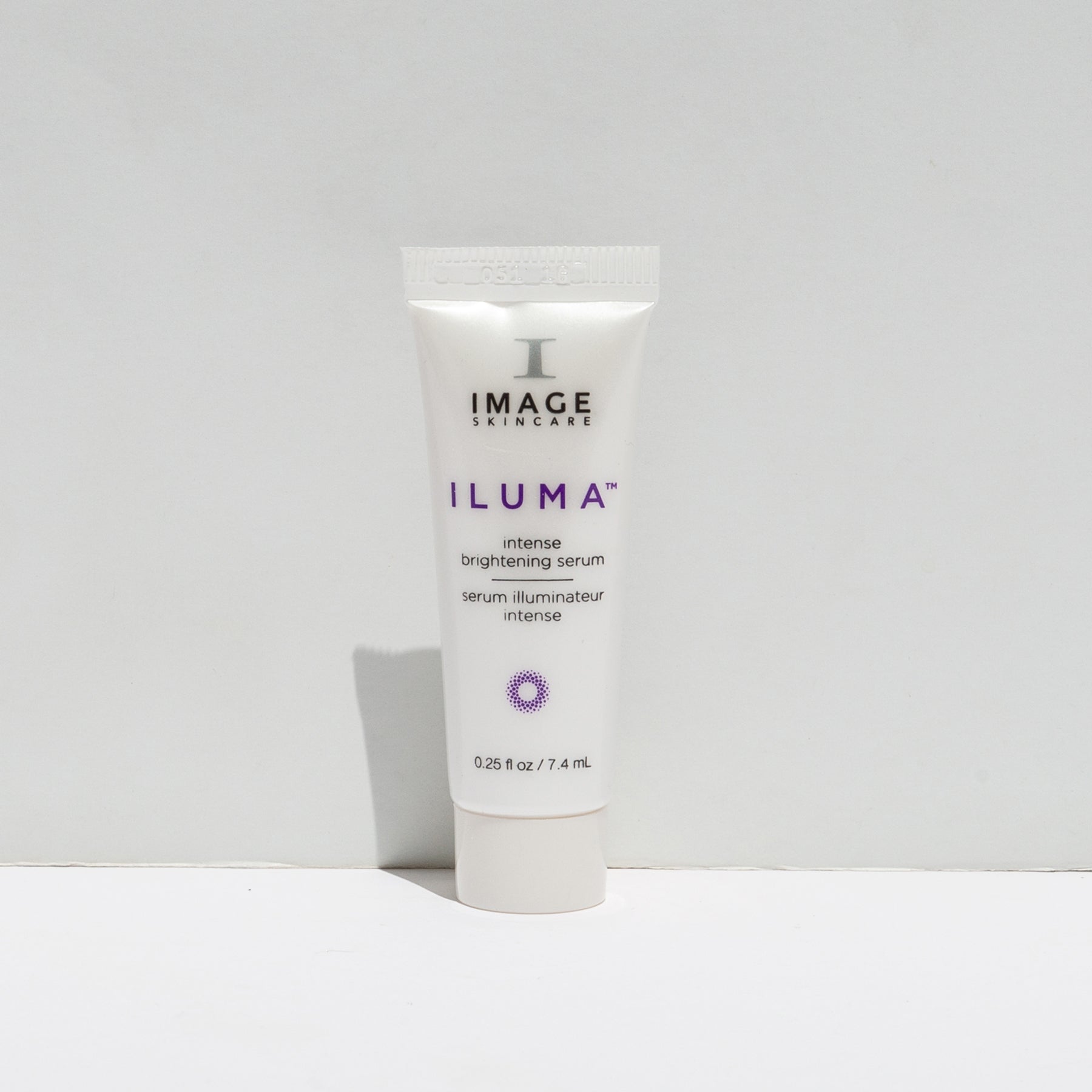 ILUMA brightening serum sample