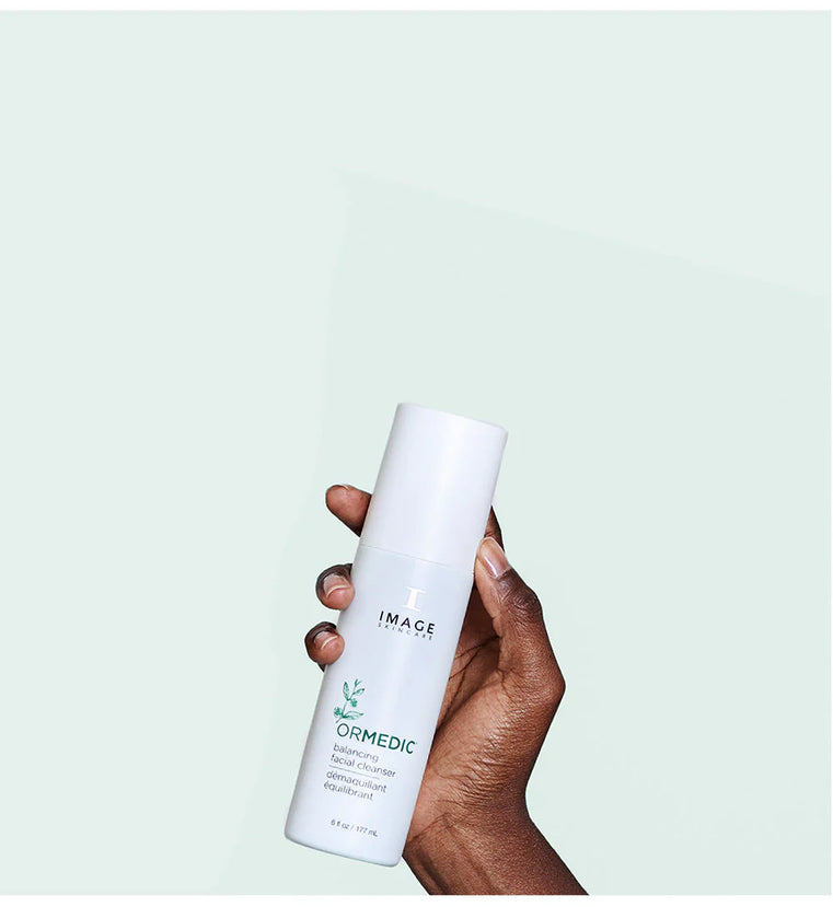 How to Pick the Right Cleanser for Your Skin Type