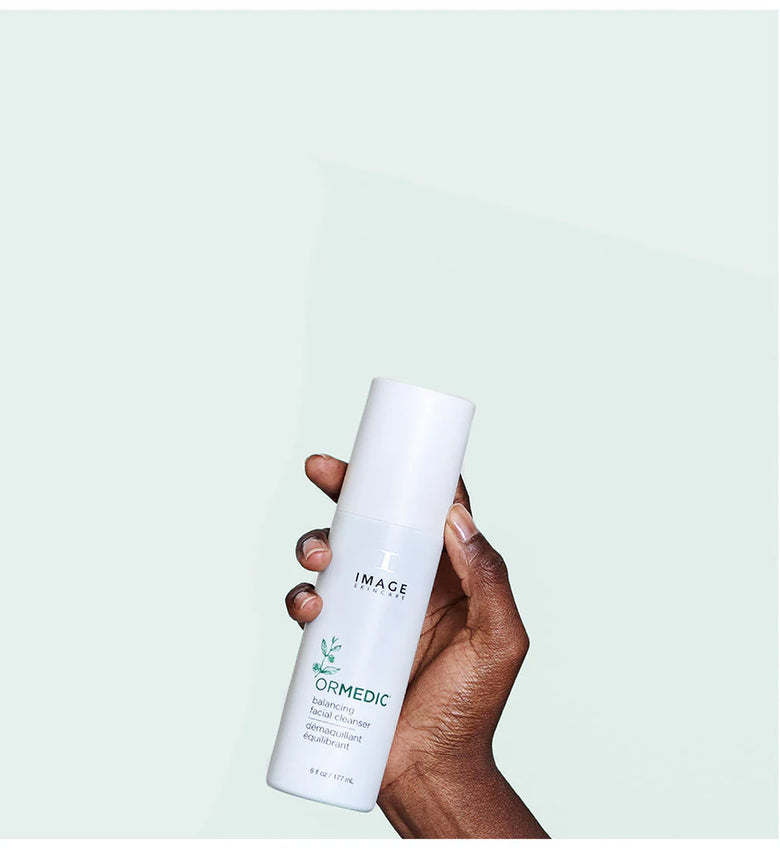 How to Pick the Right Cleanser for Your Skin Type